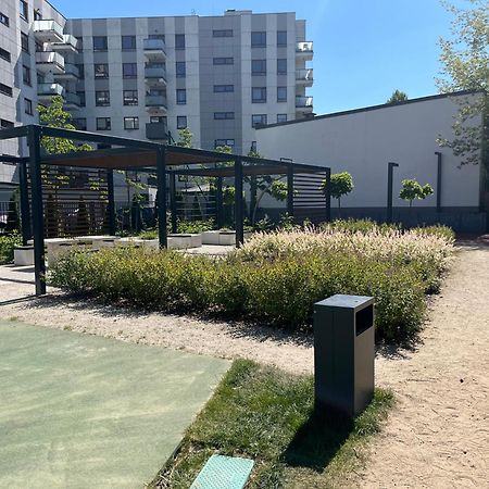 Warsaw Airport Wyscigi - City And Green View Apartment With Underground Garage Exterior foto